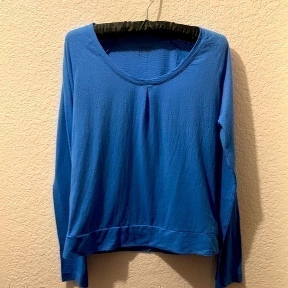 Columbia see thru long sleeve top